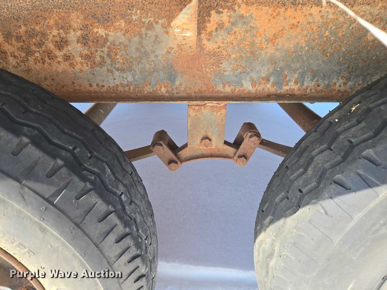 image for item ET1216 2012 Britco  8 x 20 mobile home 