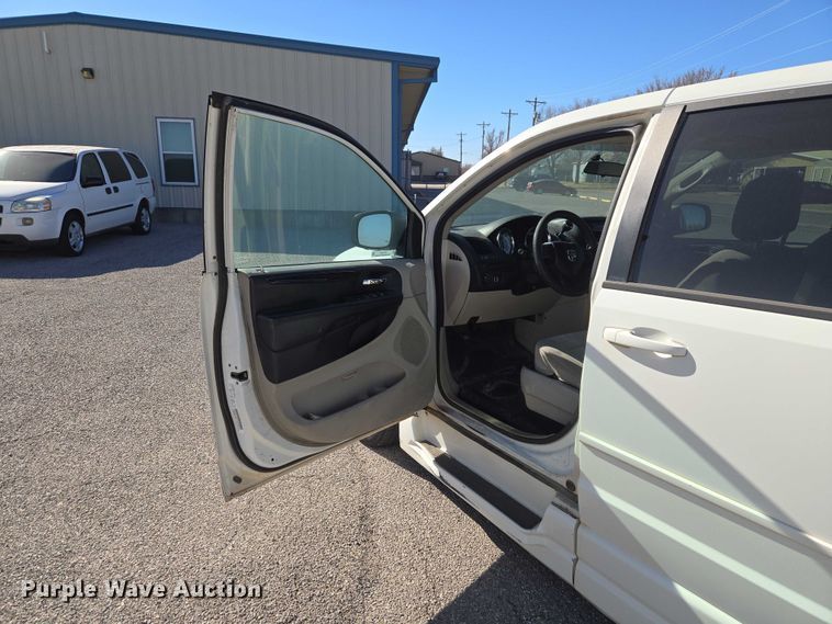 image for item ET1387 2012 Dodge Grand Caravan handicap accessible van