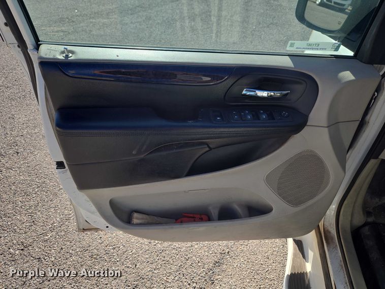 image for item ET1387 2012 Dodge Grand Caravan handicap accessible van
