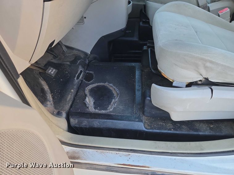 image for item ET1387 2012 Dodge Grand Caravan handicap accessible van