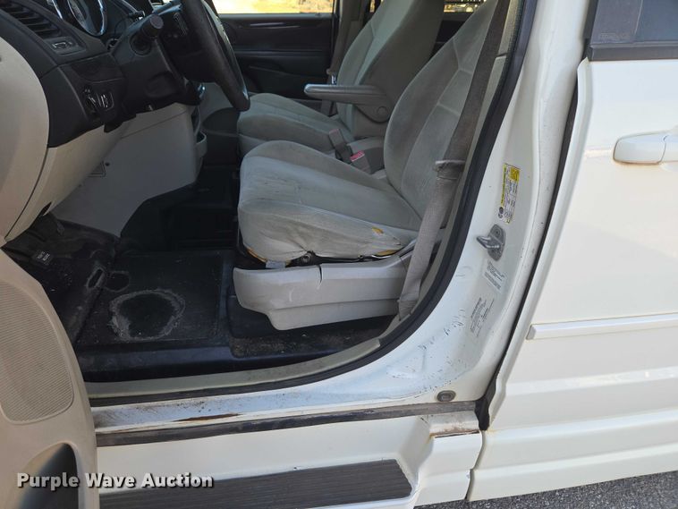 image for item ET1387 2012 Dodge Grand Caravan handicap accessible van