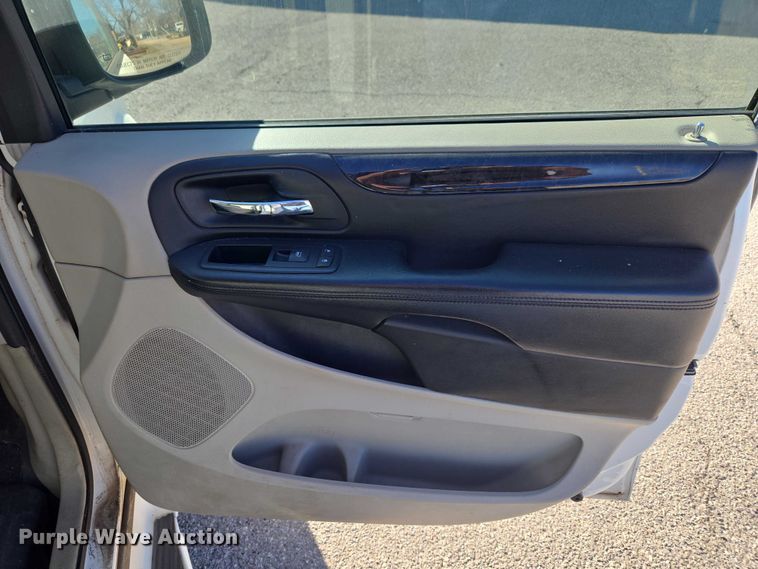 image for item ET1387 2012 Dodge Grand Caravan handicap accessible van