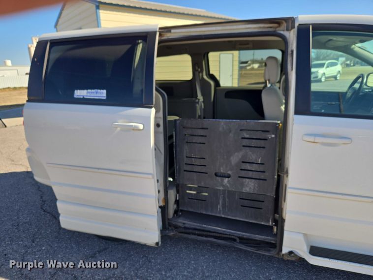 image for item ET1387 2012 Dodge Grand Caravan handicap accessible van
