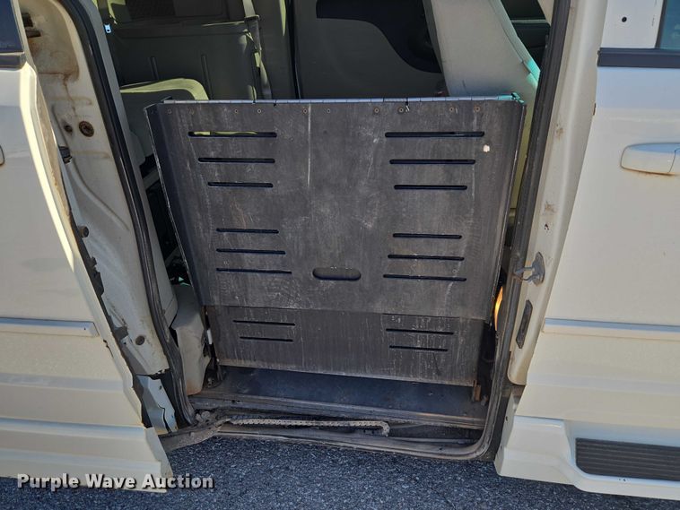 image for item ET1388 2012 Dodge Grand Caravan handicap accessible van