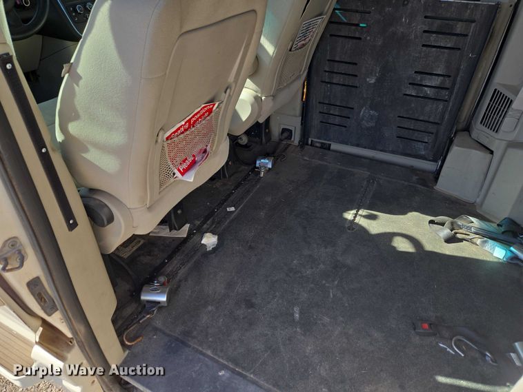 image for item ET1388 2012 Dodge Grand Caravan handicap accessible van
