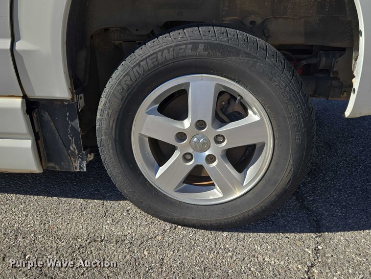 image for item ET1388 2012 Dodge Grand Caravan handicap accessible van