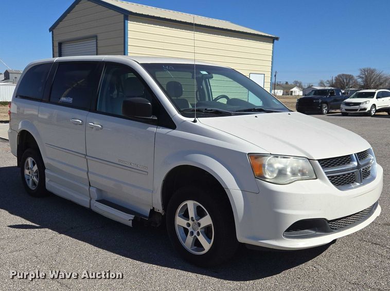 image for item ET1391 2012 Dodge Grand Caravan handicap accessible van