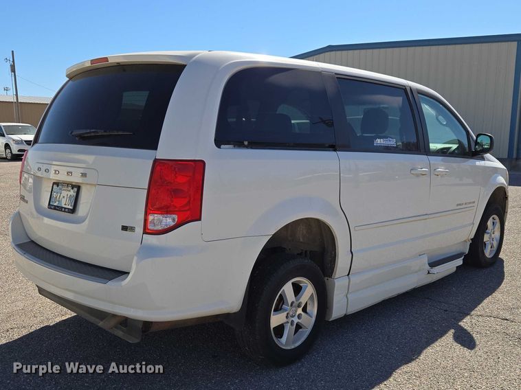 image for item ET1391 2012 Dodge Grand Caravan handicap accessible van