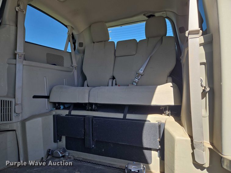 image for item ET1391 2012 Dodge Grand Caravan handicap accessible van