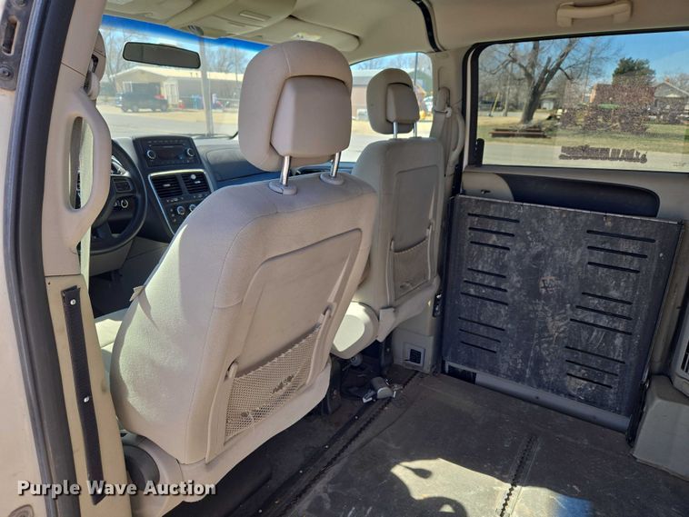 image for item ET1391 2012 Dodge Grand Caravan handicap accessible van