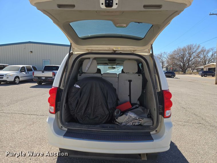 image for item ET1391 2012 Dodge Grand Caravan handicap accessible van