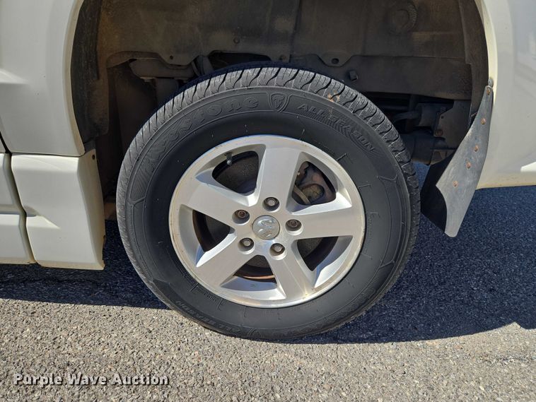 image for item ET1391 2012 Dodge Grand Caravan handicap accessible van