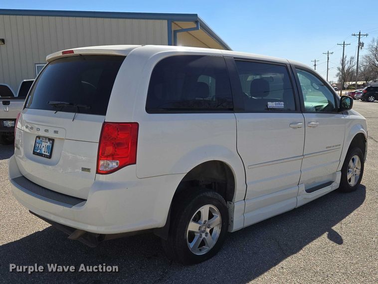image for item ET1392 2012 Dodge Grand Caravan handicap accessible van