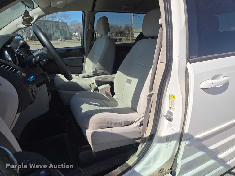 image for item ET1392 2012 Dodge Grand Caravan handicap accessible van