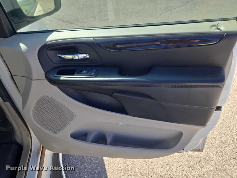 image for item ET1392 2012 Dodge Grand Caravan handicap accessible van