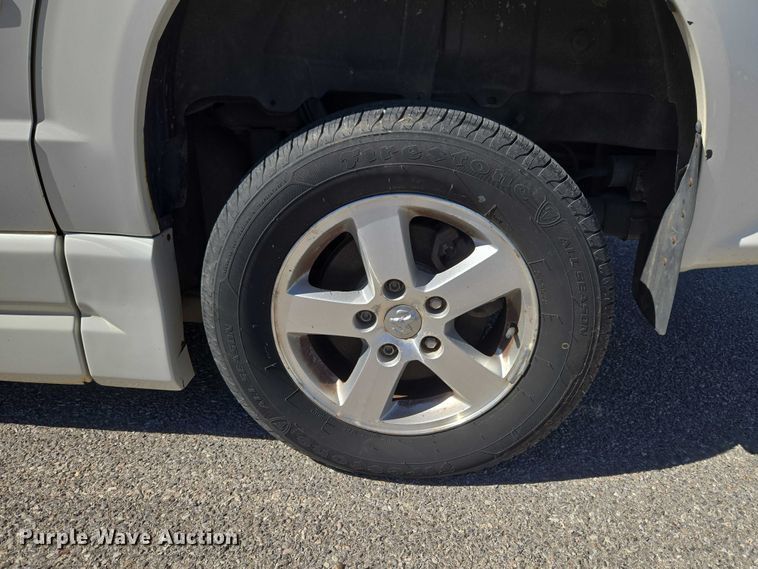 image for item ET1392 2012 Dodge Grand Caravan handicap accessible van