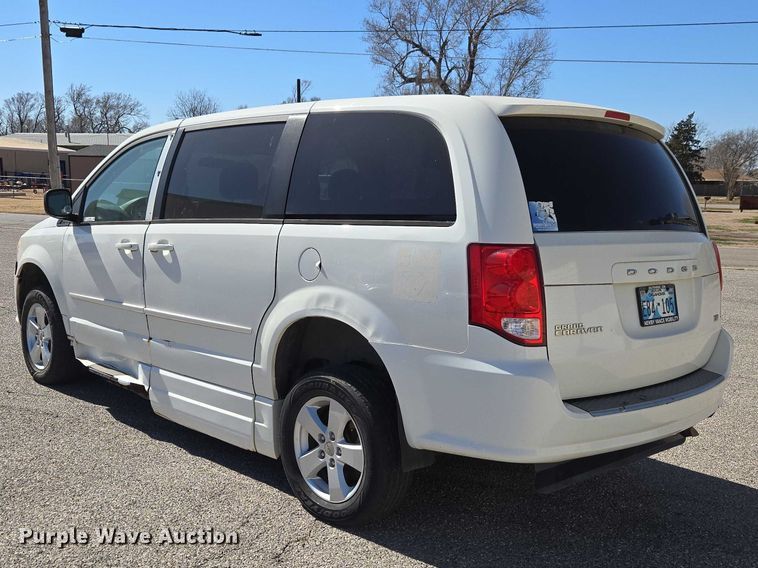 image for item ET1393 2013 Dodge Grand Caravan handicap accessible van