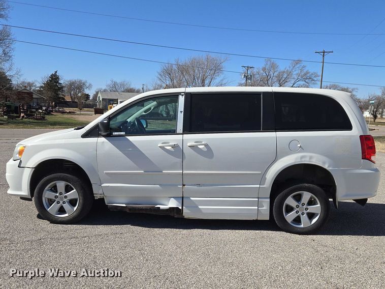 image for item ET1393 2013 Dodge Grand Caravan handicap accessible van