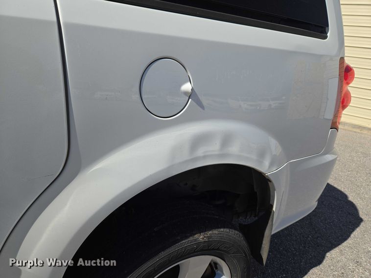 image for item ET1393 2013 Dodge Grand Caravan handicap accessible van