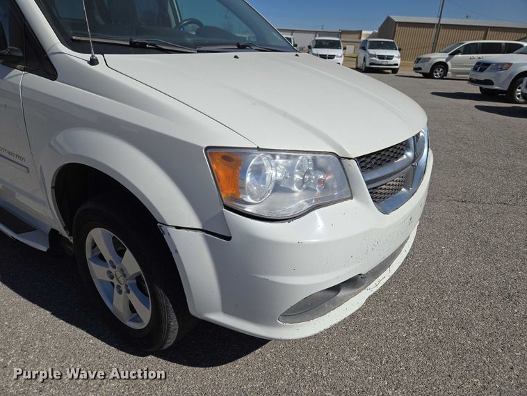 image for item ET1393 2013 Dodge Grand Caravan handicap accessible van