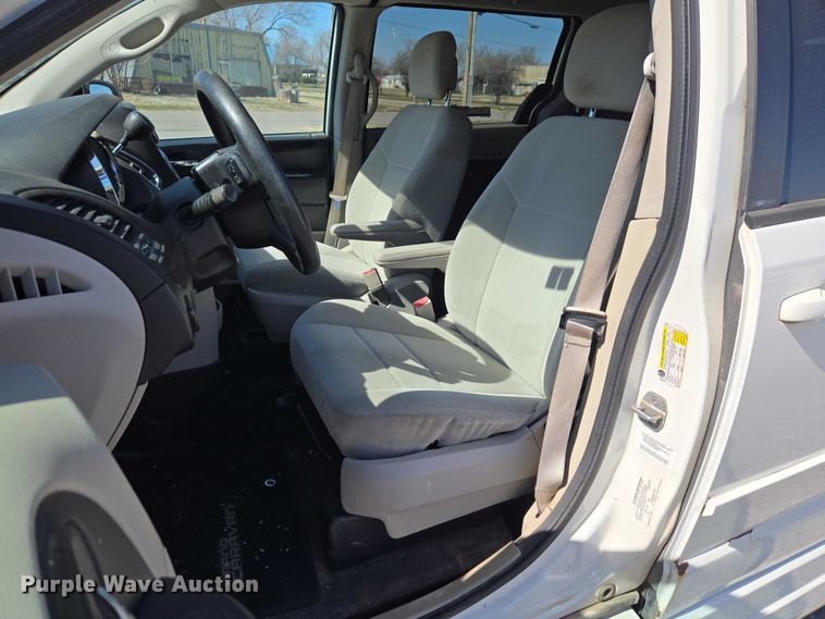 image for item ET1393 2013 Dodge Grand Caravan handicap accessible van