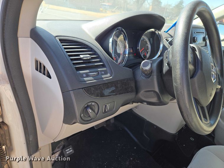 image for item ET1393 2013 Dodge Grand Caravan handicap accessible van