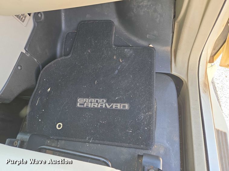 image for item ET1393 2013 Dodge Grand Caravan handicap accessible van