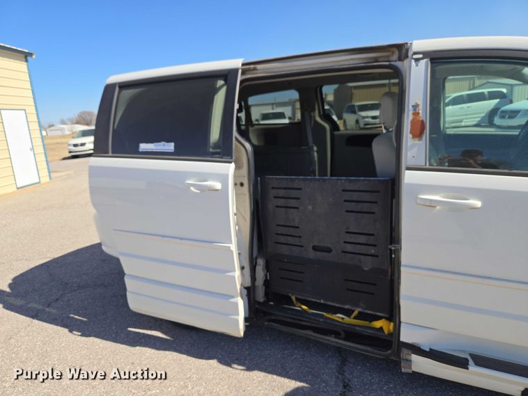 image for item ET1393 2013 Dodge Grand Caravan handicap accessible van