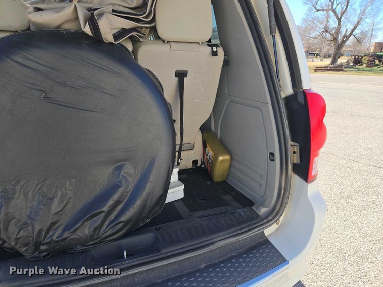 image for item ET1393 2013 Dodge Grand Caravan handicap accessible van