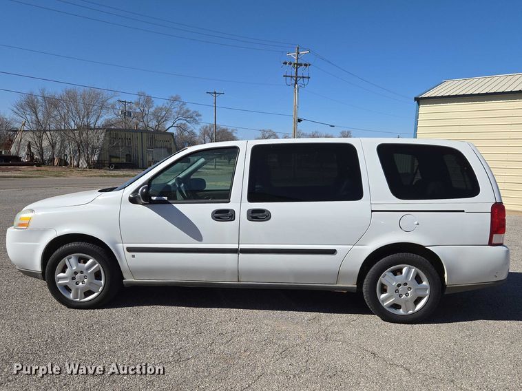 image for item ET1395 2008 Chevrolet Uplander van