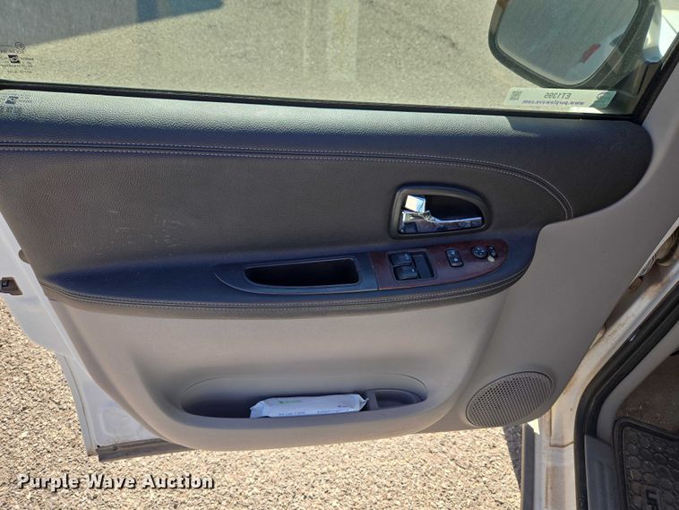 image for item ET1395 2008 Chevrolet Uplander van