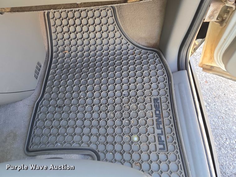 image for item ET1395 2008 Chevrolet Uplander van