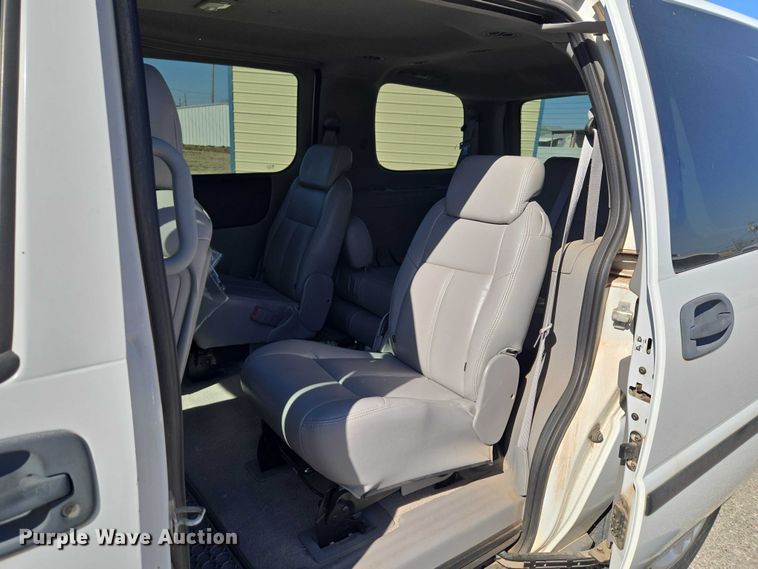 image for item ET1395 2008 Chevrolet Uplander van