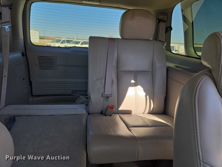 image for item ET1395 2008 Chevrolet Uplander van