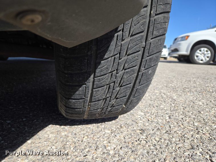 image for item ET1395 2008 Chevrolet Uplander van