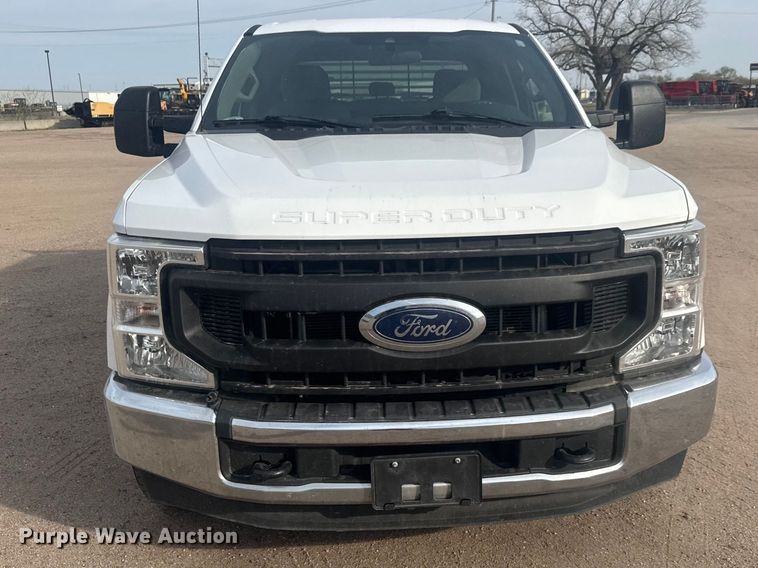 image for item ET1841 2021 Ford F250 Super Duty XL Crew Cab pickup truck