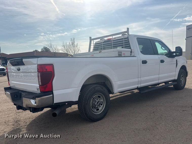 image for item ET1841 2021 Ford F250 Super Duty XL Crew Cab pickup truck
