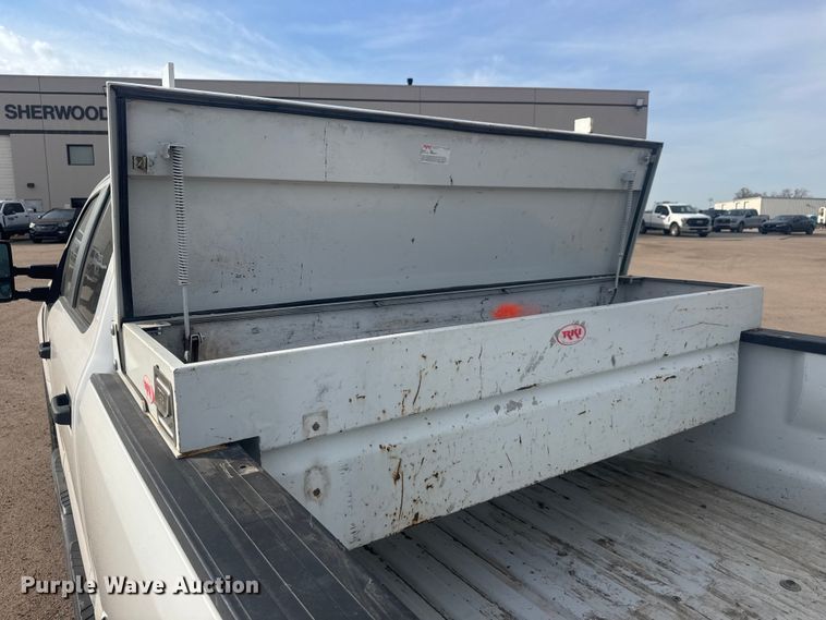 image for item ET1841 2021 Ford F250 Super Duty XL Crew Cab pickup truck