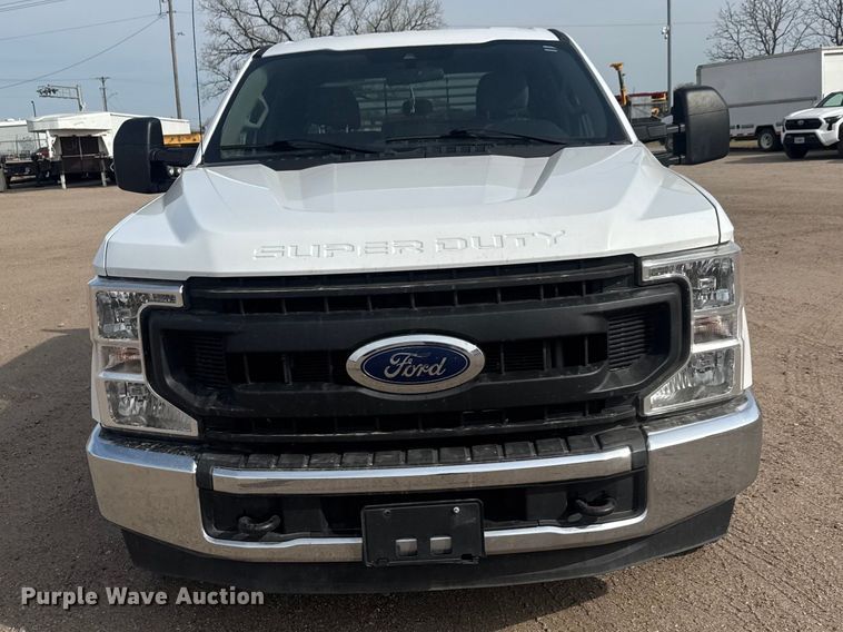 image for item ET1842 2021 Ford F250 Super Duty XL Crew Cab pickup truck