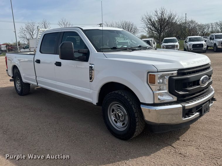 image for item ET1842 2021 Ford F250 Super Duty XL Crew Cab pickup truck
