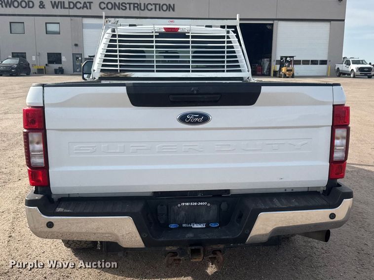 image for item ET1842 2021 Ford F250 Super Duty XL Crew Cab pickup truck
