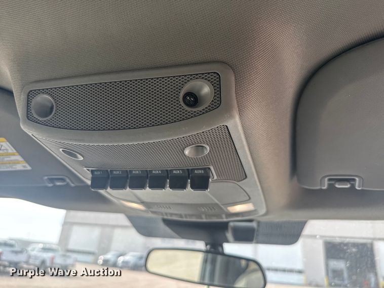 image for item ET1842 2021 Ford F250 Super Duty XL Crew Cab pickup truck