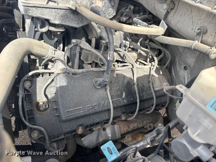 image for item ET1842 2021 Ford F250 Super Duty XL Crew Cab pickup truck