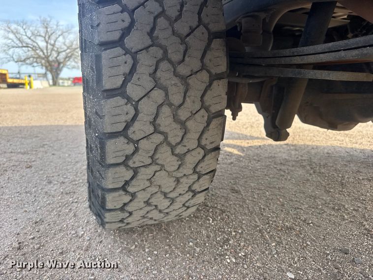 image for item ET1842 2021 Ford F250 Super Duty XL Crew Cab pickup truck