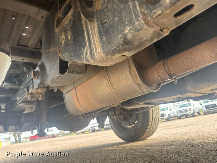 image for item ET1843 2019 Ford F250 Super Duty XL Crew Cab pickup truck