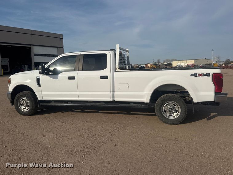 image for item ET1844 2020 Ford F250 Super Duty XL Crew Cab pickup truck