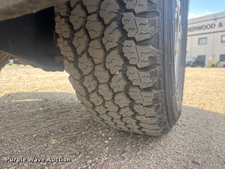 image for item ET1844 2020 Ford F250 Super Duty XL Crew Cab pickup truck