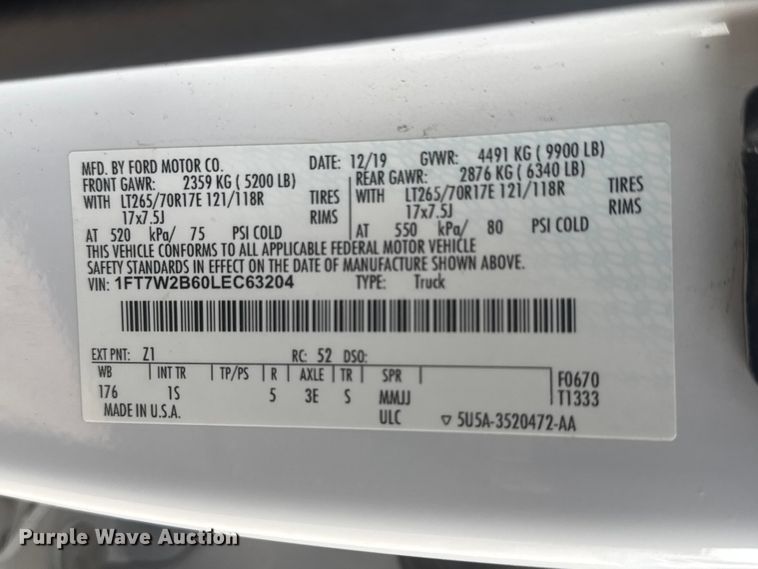 image for item ET1844 2020 Ford F250 Super Duty XL Crew Cab pickup truck