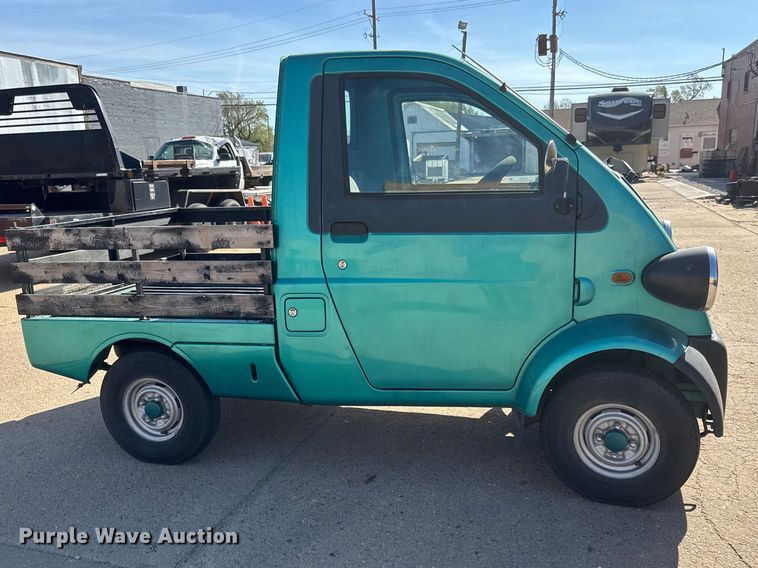 image for item ET1893 1996 Daihatsu V-K100P- DKGS mini truck