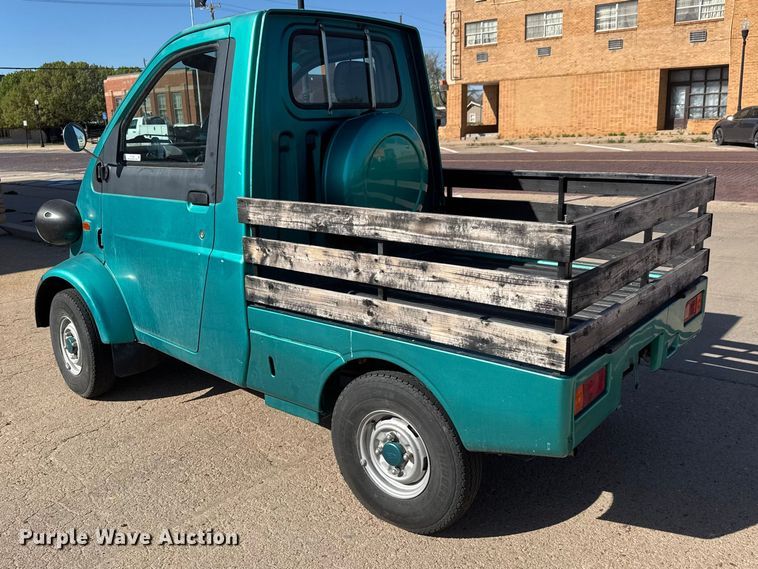 image for item ET1893 1996 Daihatsu V-K100P- DKGS mini truck